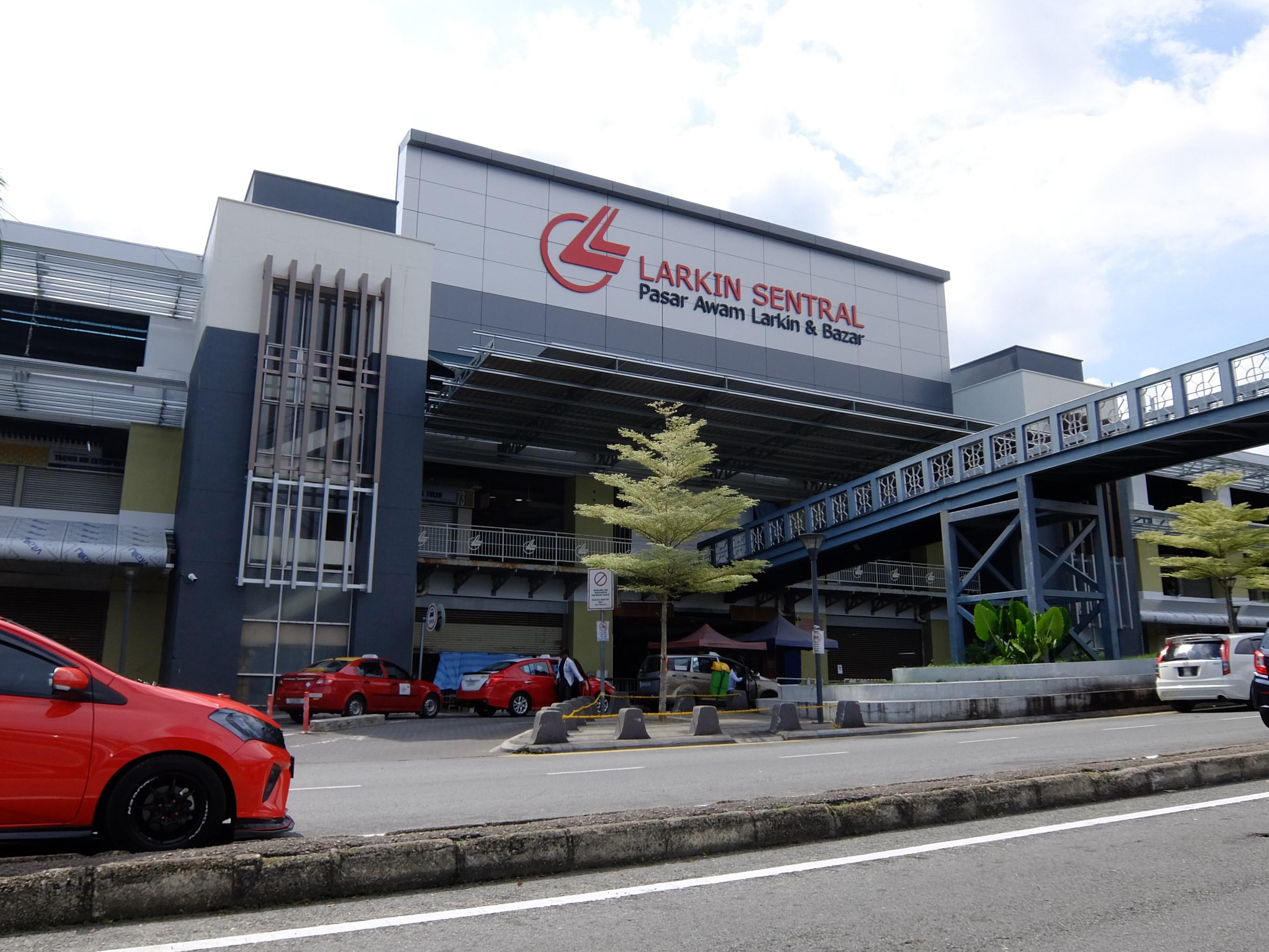 Pasar Awam Larkin dan Bazar